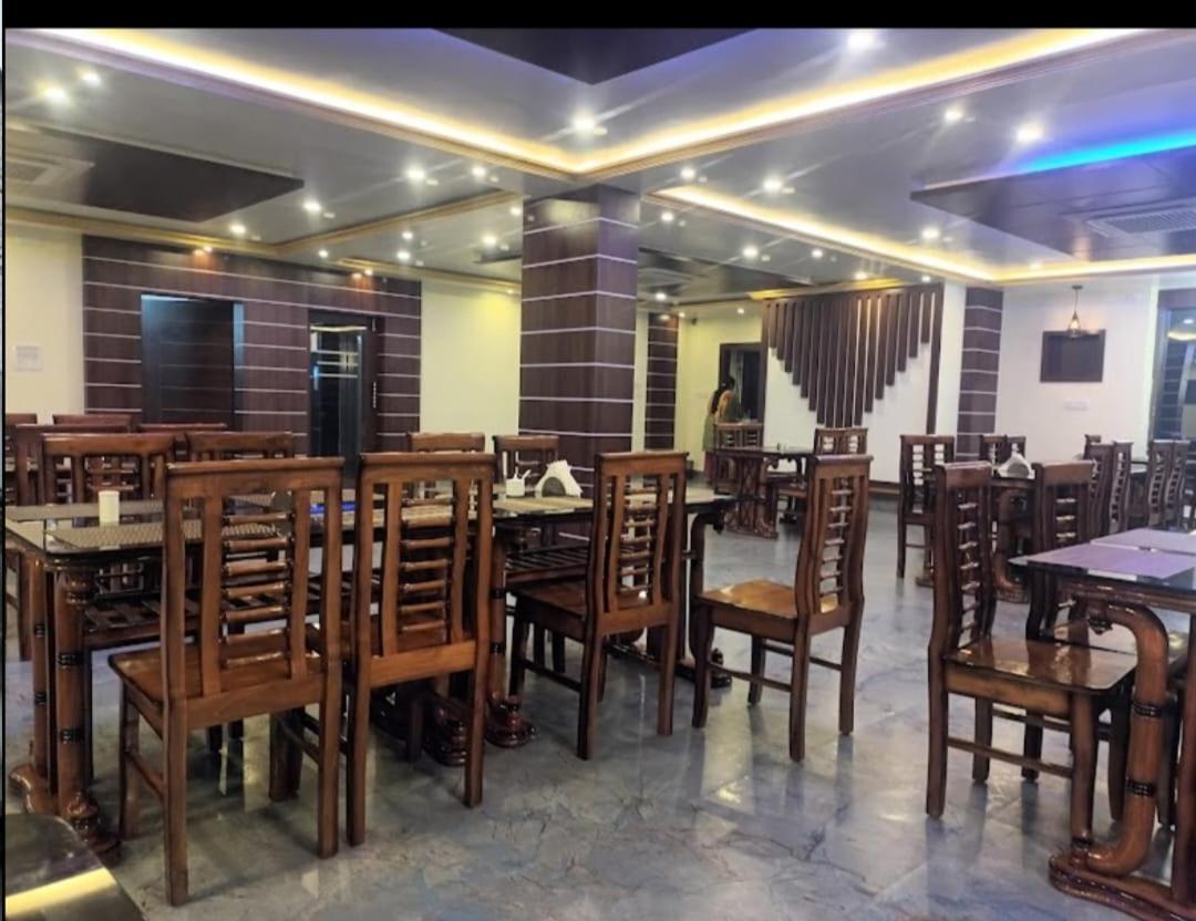 Prince Palace Jhargram Esterno foto